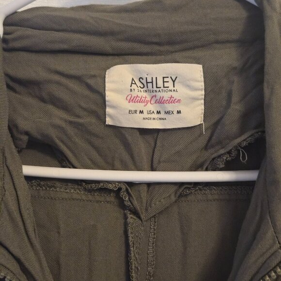 Utility Jacket by Ashley 26 international. Medium. Green. - Picture 2 of 6